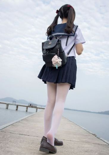 《公司交换:老板与女职员》_HD迅雷电影在线